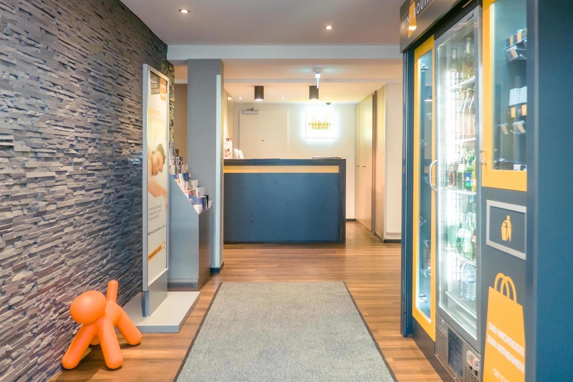 B&B Hotel Offenbach-Sued Buitenkant foto