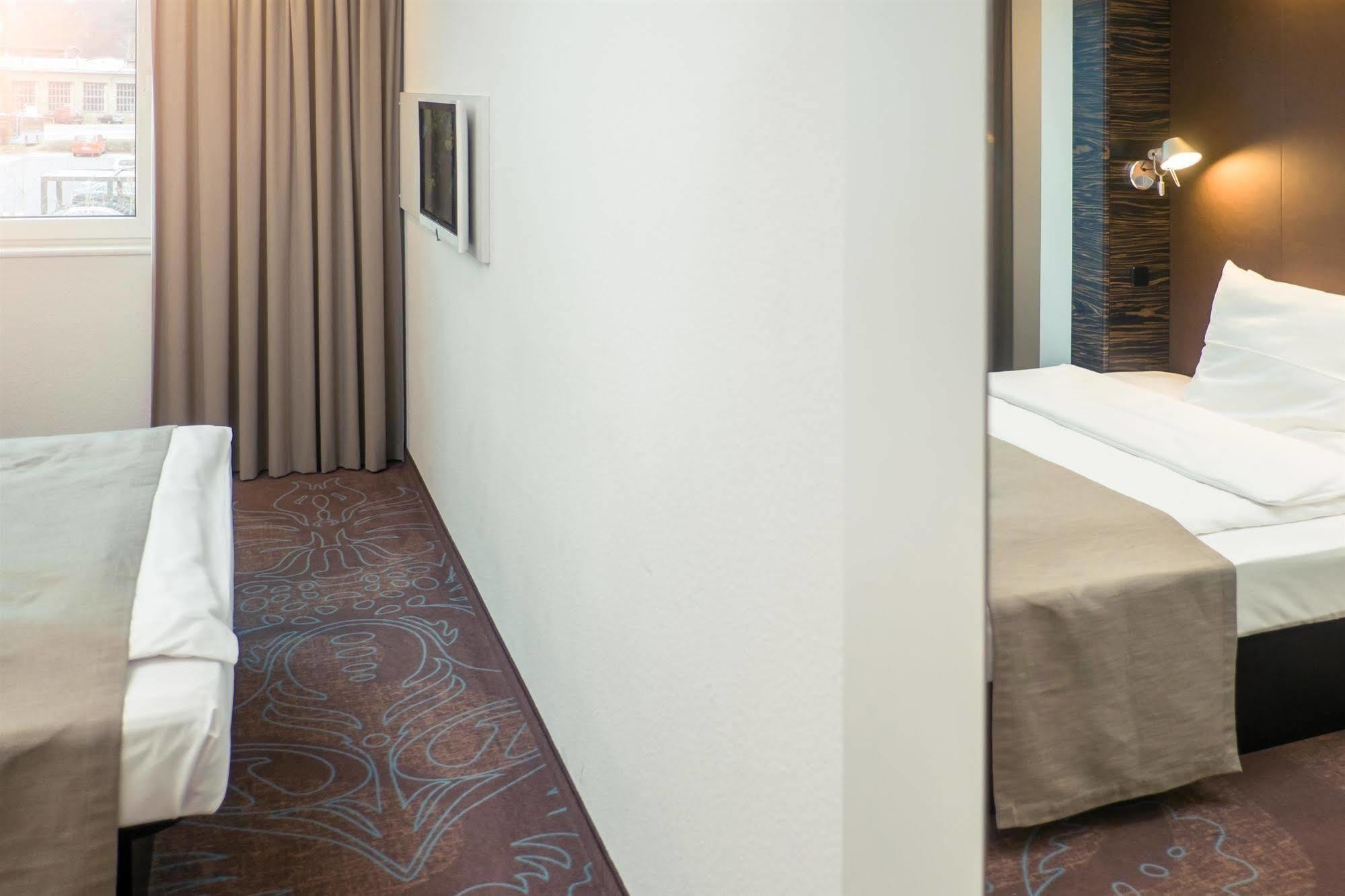 B&B Hotel Offenbach-Sued Buitenkant foto
